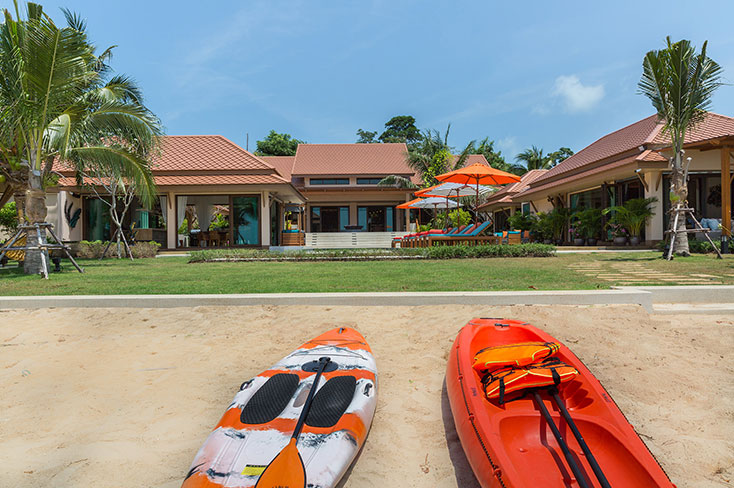 Angthong Villa